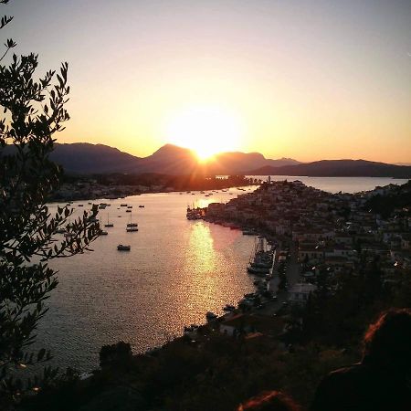 Sunray Studio In Poros Apartment Poros Town Екстериор снимка